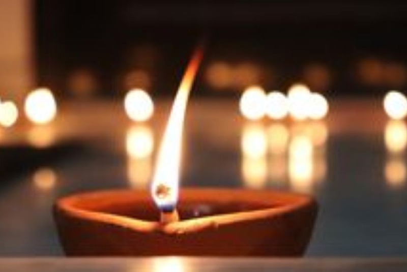 Yoga as a Way of Life – Online Sangha Session  This online SYTA sangha session offers an opportunity to explore yoga as a lived lifestyle rather than a set of techniques alone. Free to current SYTA Members. Non SYTA Members welcome payable by donation.